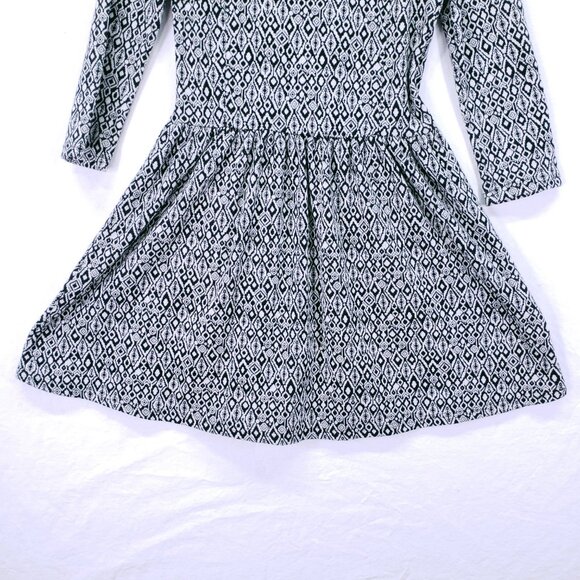 BP Black n White Geometric Pattern Thick Boho Fit and Flare Dress Size M - Picture 3 of 15